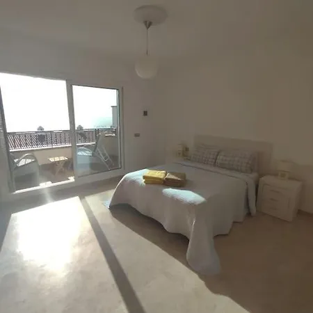 Apartamento Luxury Townhouse In Puerto De Santiago, With Wifi, Ac, Pool